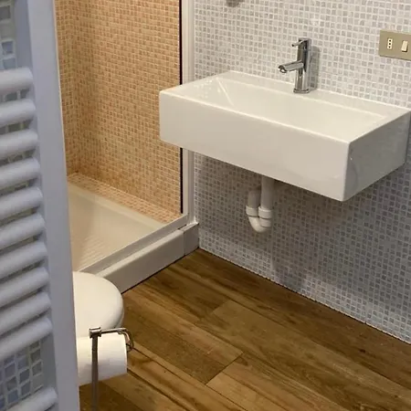 Apartman Charming & Bright Lakefront Argegno