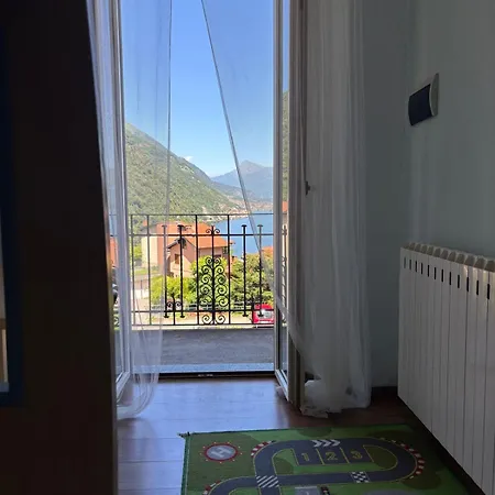 Charming&bright Lakefront Apartamento
